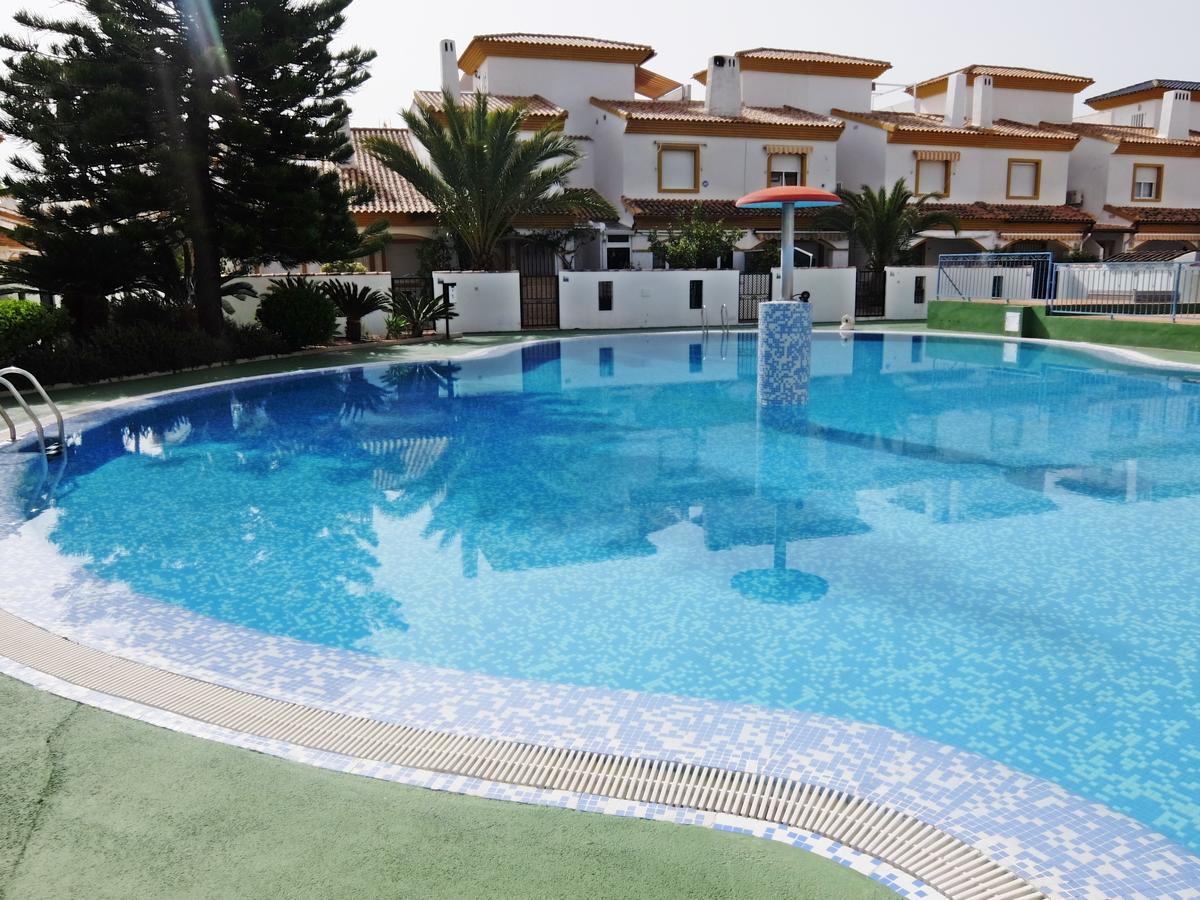Apartamento Familiar Junto A La Playa De San Fernando - Олива Экстерьер фото