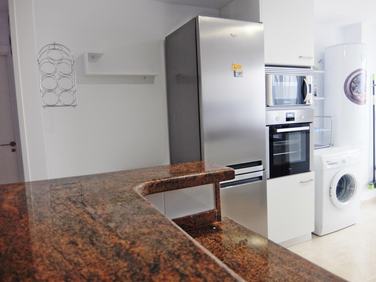 Apartamento Familiar Junto A La Playa De San Fernando - Олива Экстерьер фото