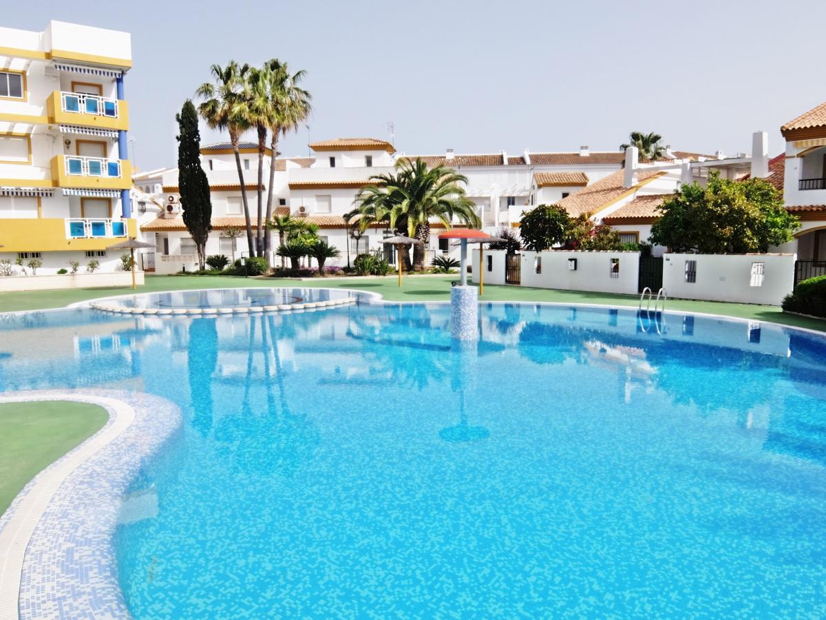 Apartamento Familiar Junto A La Playa De San Fernando - Олива Экстерьер фото