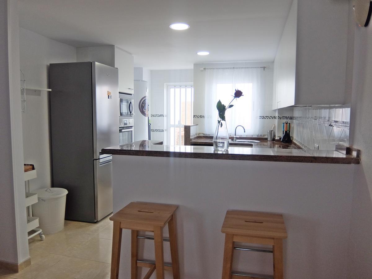 Apartamento Familiar Junto A La Playa De San Fernando - Олива Экстерьер фото