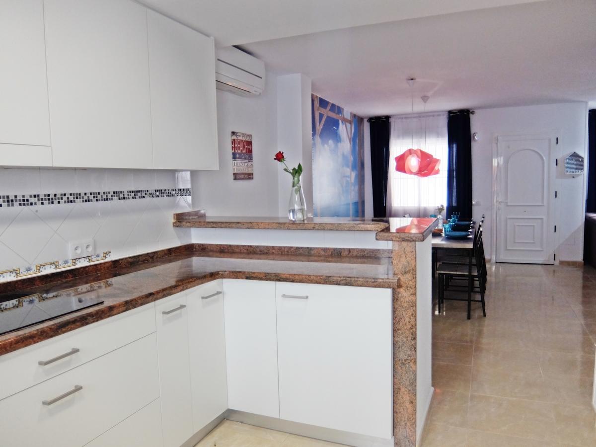 Apartamento Familiar Junto A La Playa De San Fernando - Олива Экстерьер фото